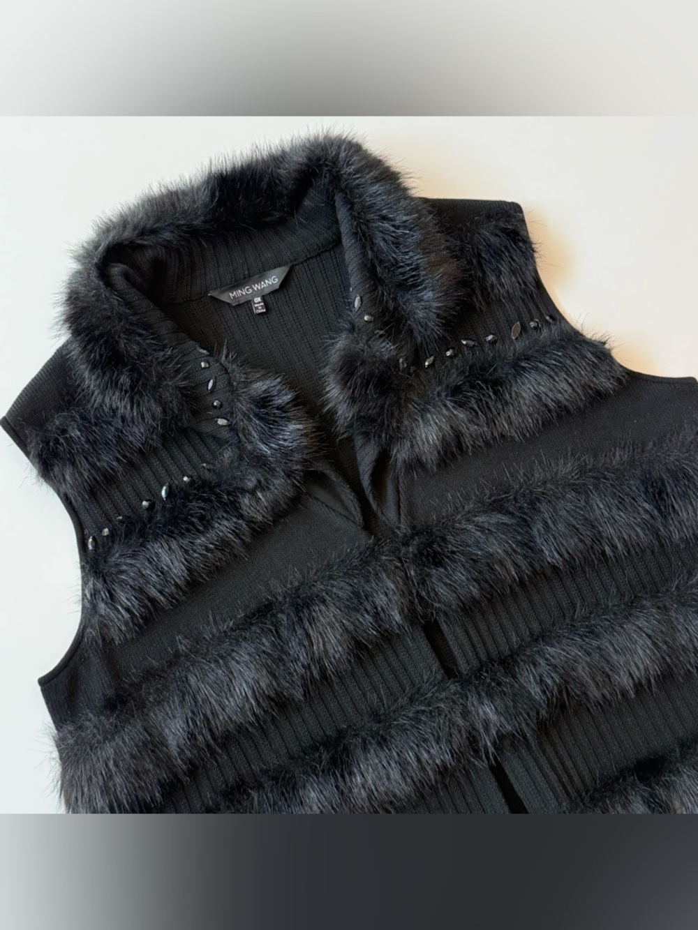 Ming Wang Women’s 0X Sleeveless Cardigan Sweater Vest Faux Fur Embellished Black